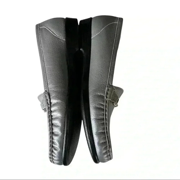 SAS METALLIC SILVER LOAFERS!! Size 8!! GREAT WORK SHOE MADE FOR COMFORT!! - Picture 3 of 9
